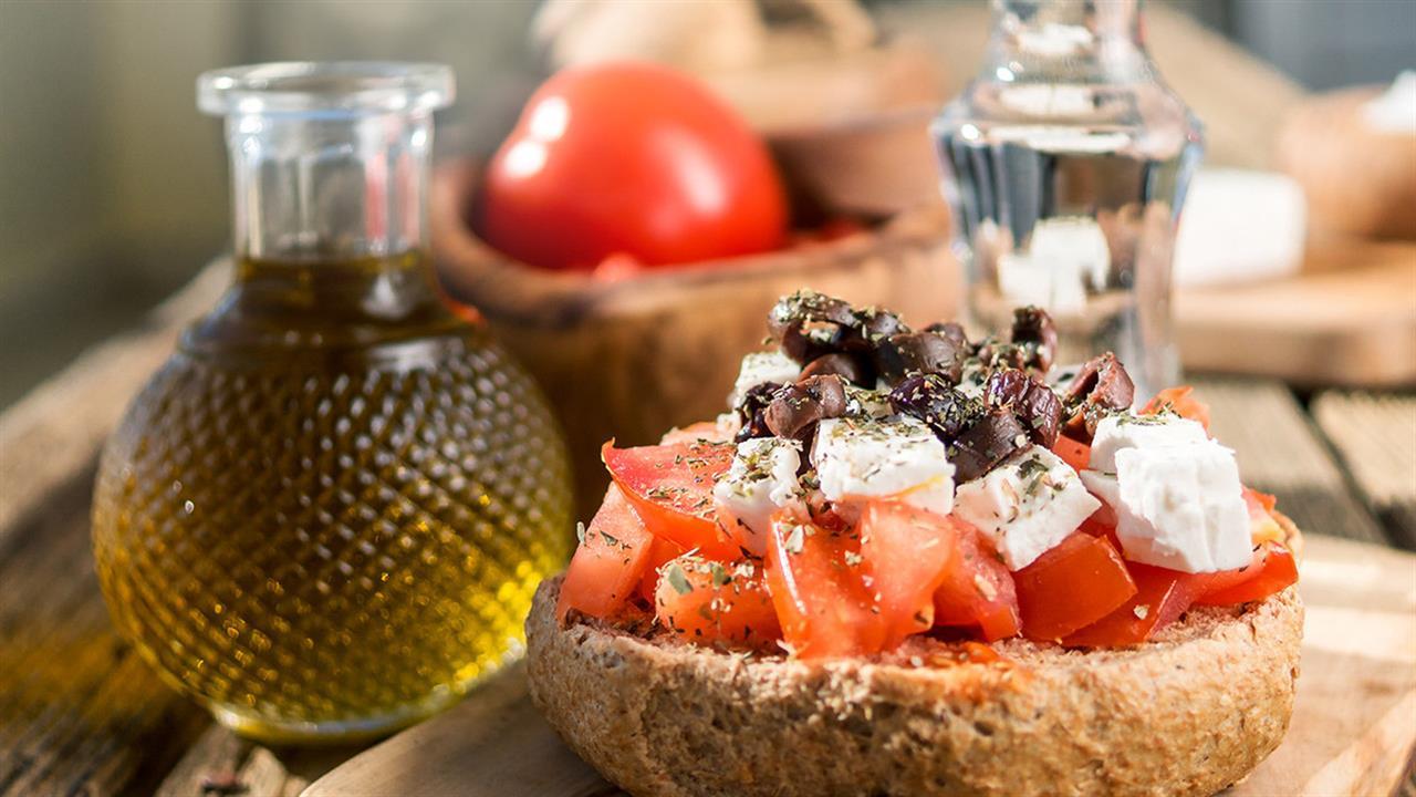 8 συνήθειες που θα μπορούσαν να επιμηκύνουν τη ζωή μας κατά δεκαετίες