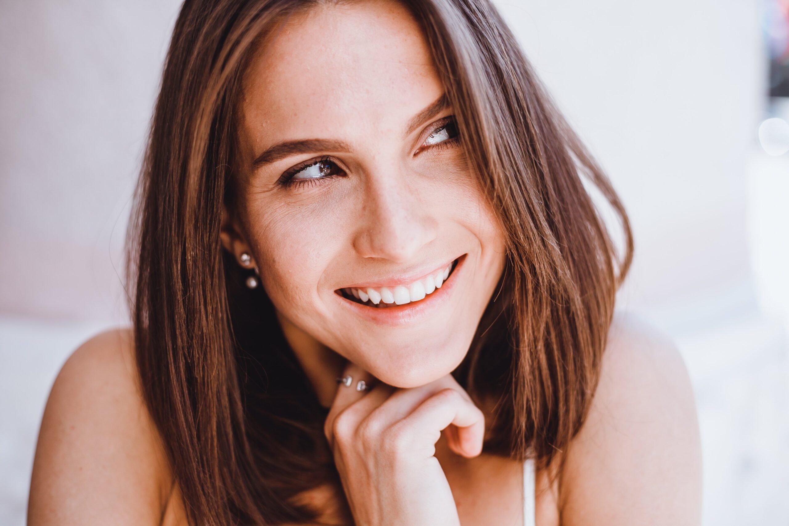Πολυνουκλεοτίδια, εξωσώματα, skin boosters – Οι νέες θεραπείες προσώπου: Τι είναι, πώς λειτουργούν, ποια να διαλέξω